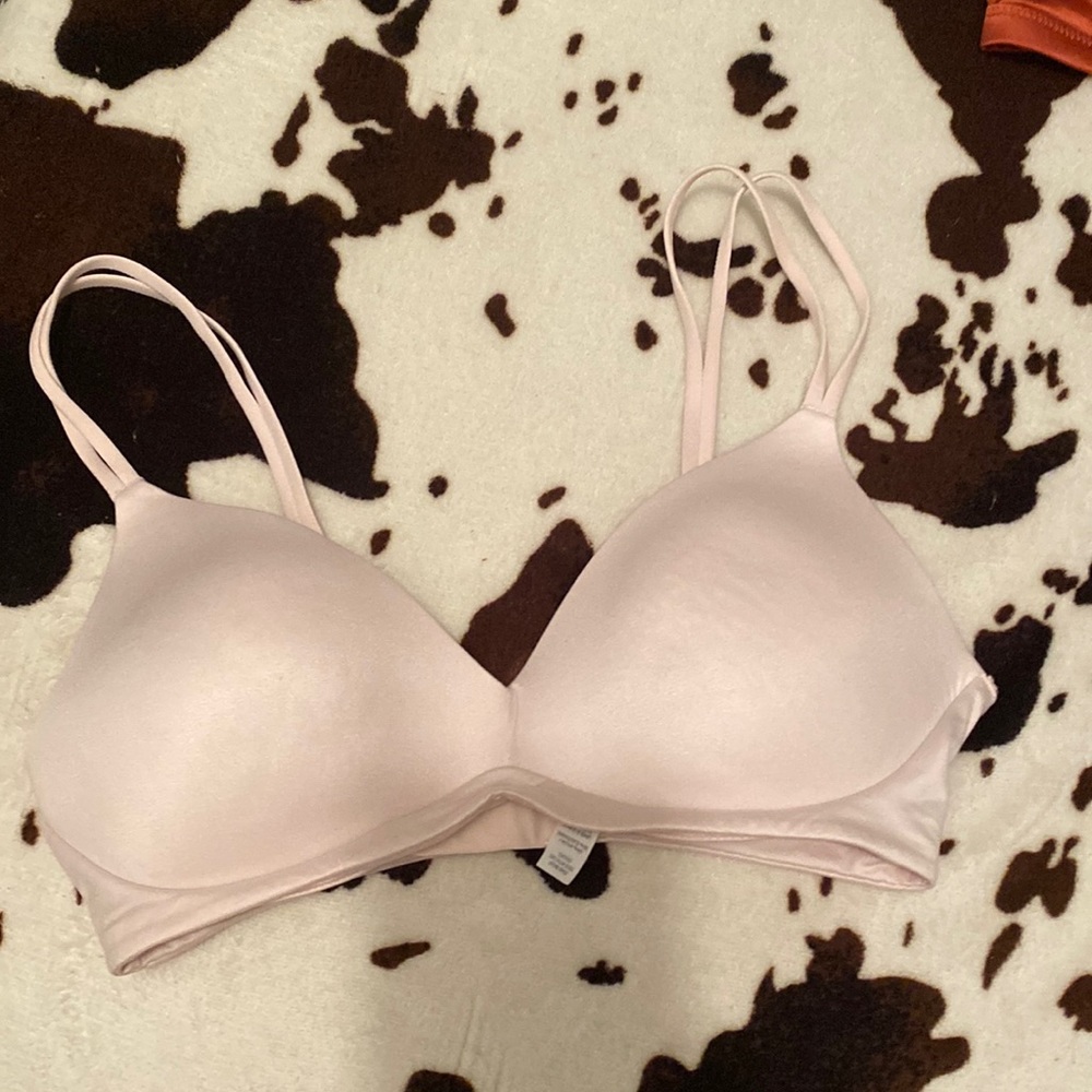 light pink aerie padded bra. - Picture 1 of 2